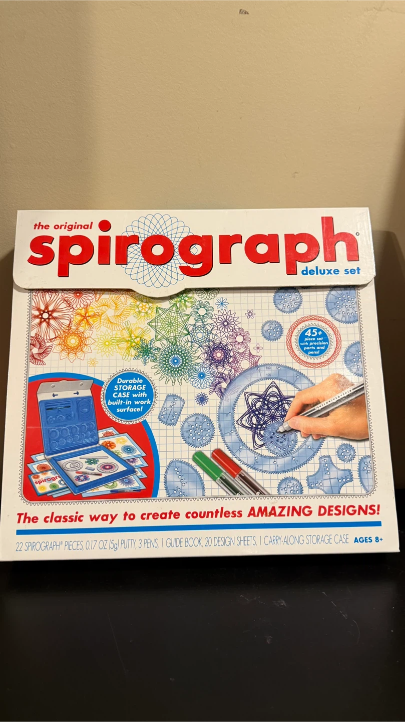 Spirograph Deluxe Design Set - Like New!