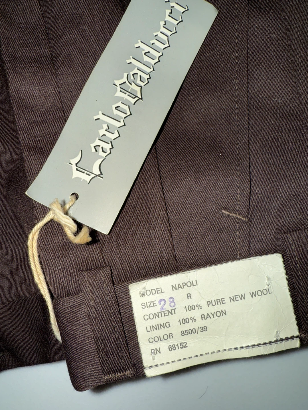 4 pants  for men  1 suéter   Pants - Size 28 - photo 2