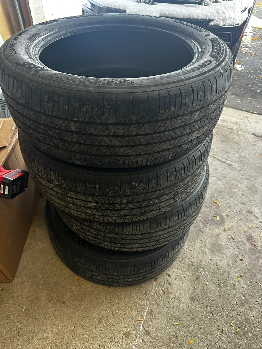 Kumho 235/55R19 Tires - Set of 4 with Steel Rim image indicator(5)