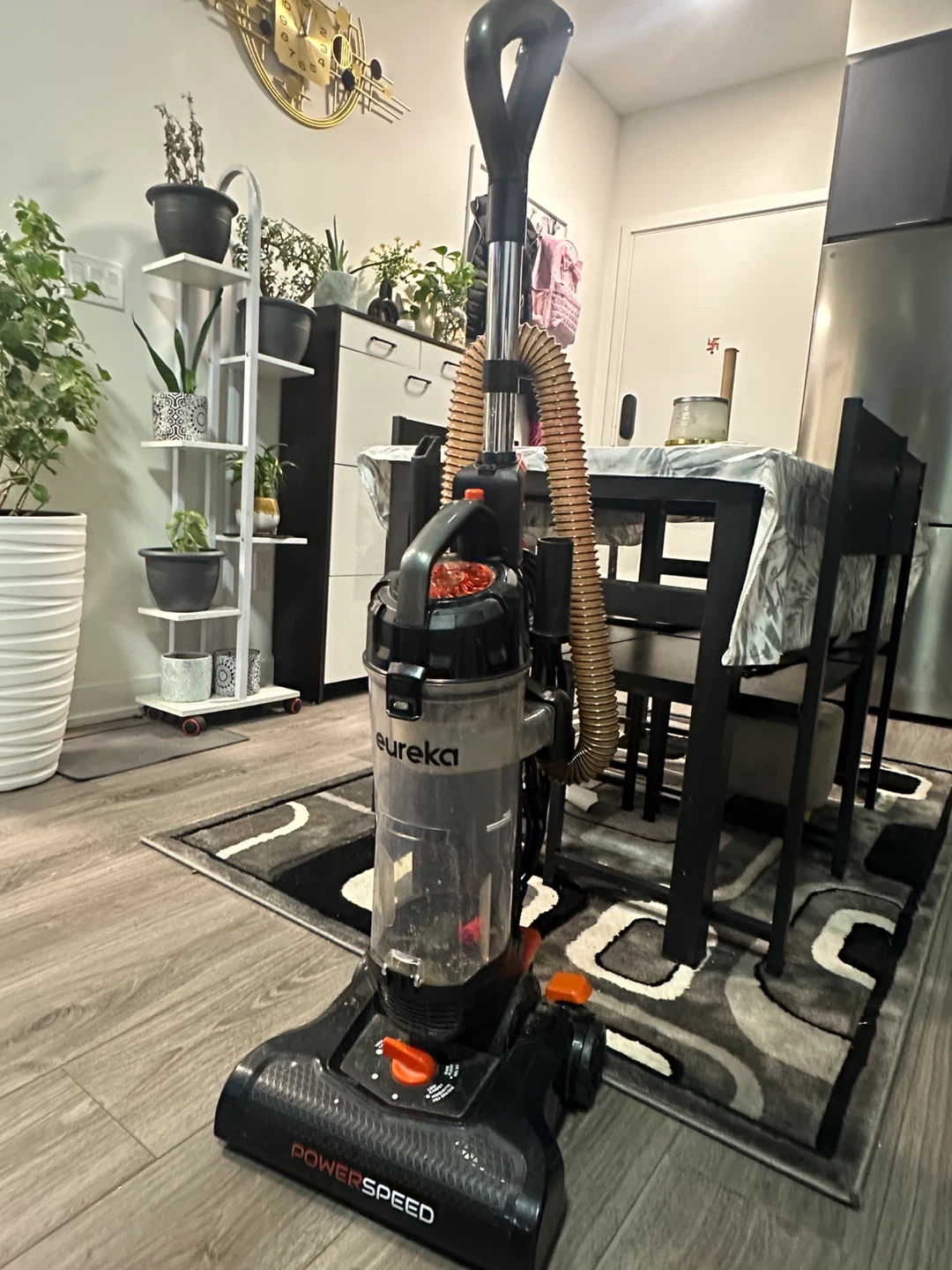 Eureka PowerSpeed Vacuum - photo 5