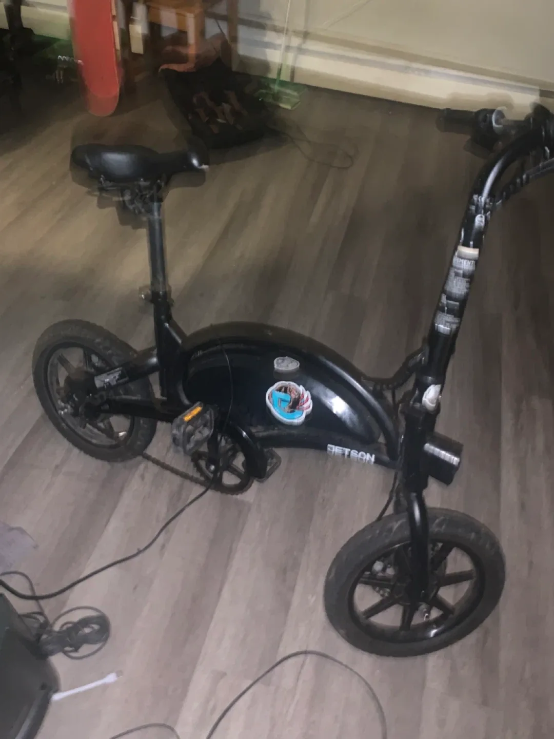 Jetson Electric Bike - Black image indicator(2)