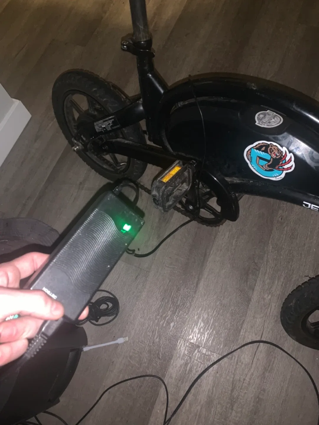 Jetson Electric Bike - Black image indicator(4)