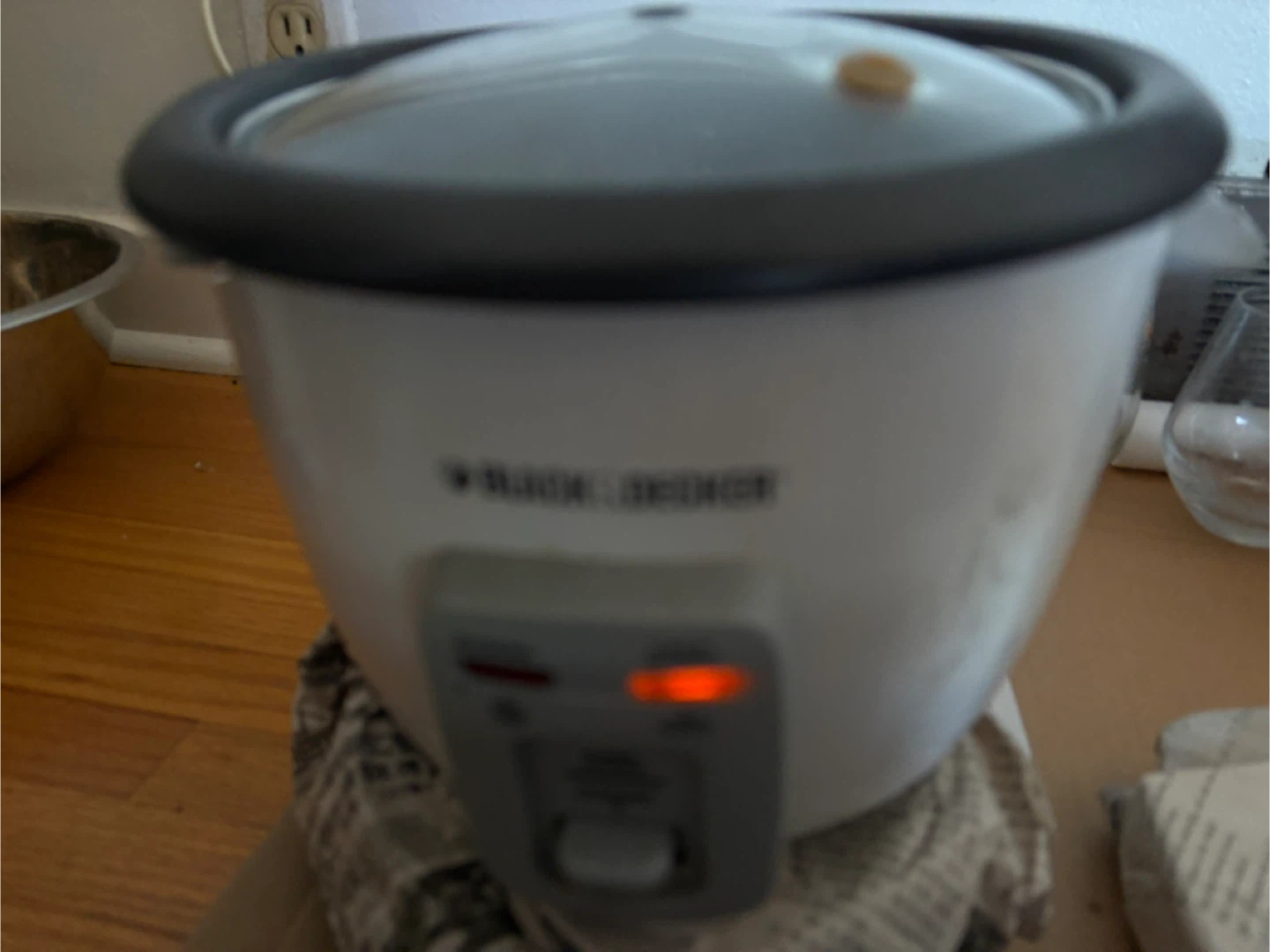 Mini Black & Decker Rice Cooker - photo 3