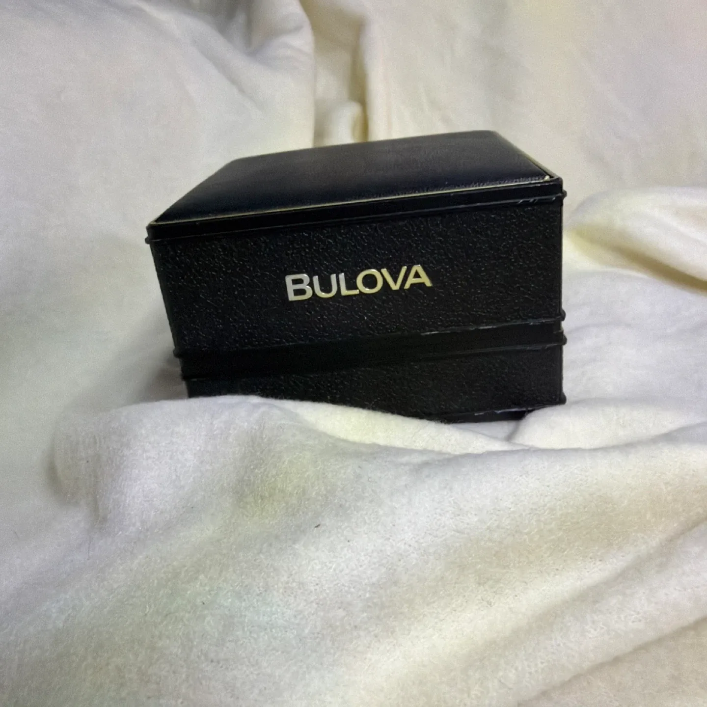 Bulova Quartz Gold Women's Watch with Box thumbnail