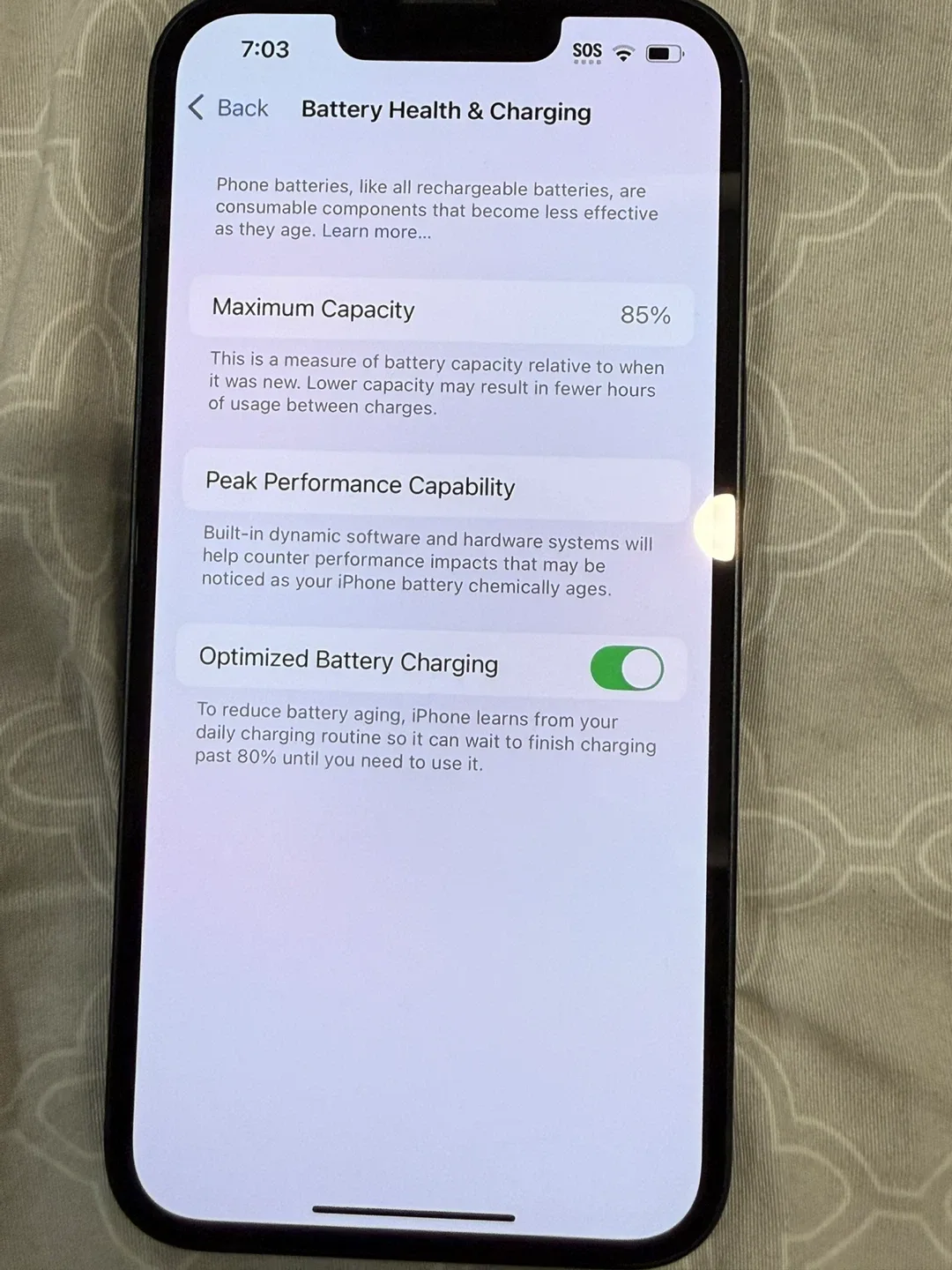iPhone with 85% Battery Health image indicator(4)