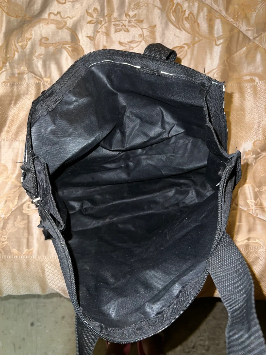 Mickey Mouse Tote Bag image indicator(3)