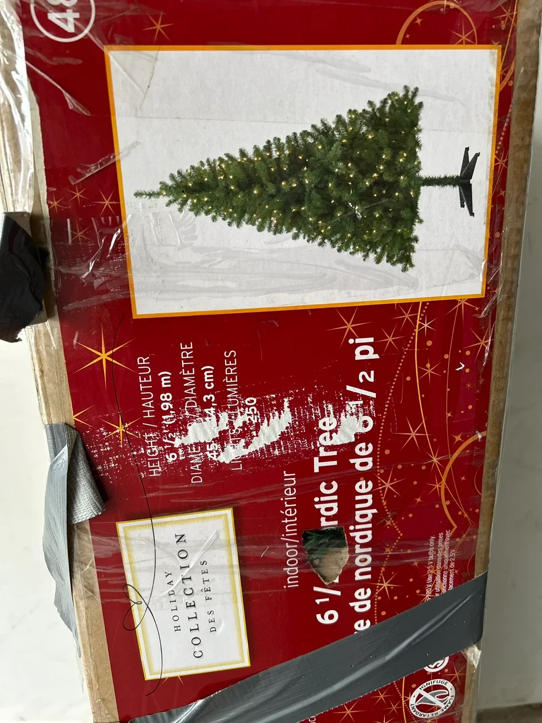 Christmas Tree + Ornaments image indicator(3)