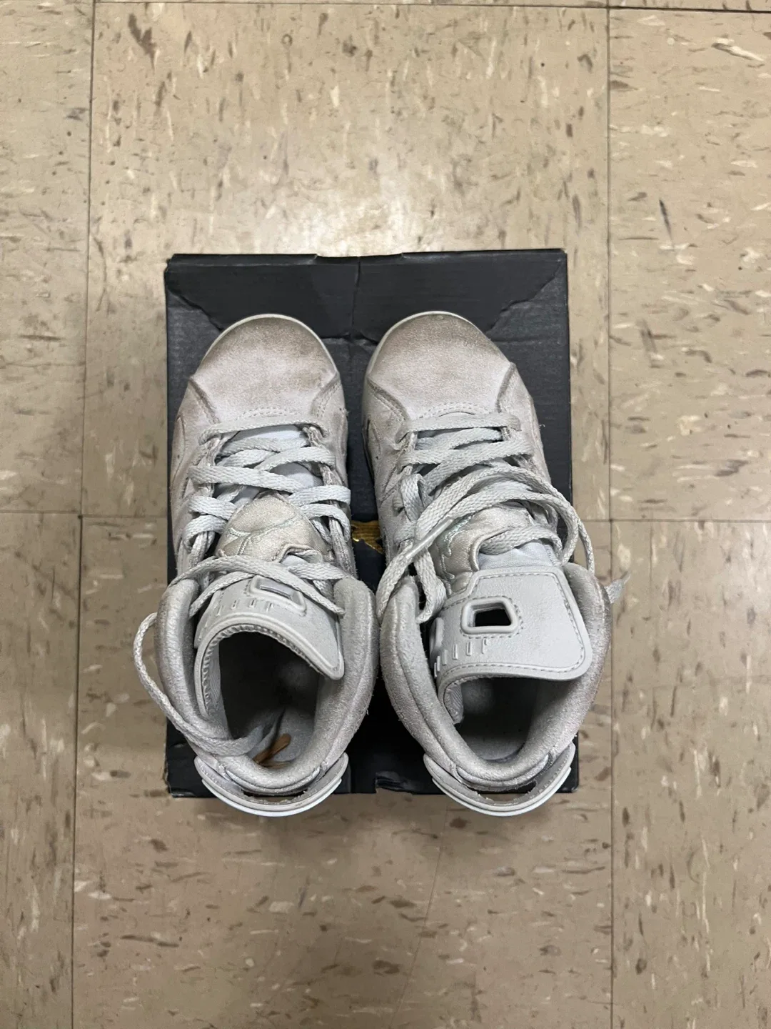 SIZE 11.5C (PS) Jordan 6 Retros image indicator(3)