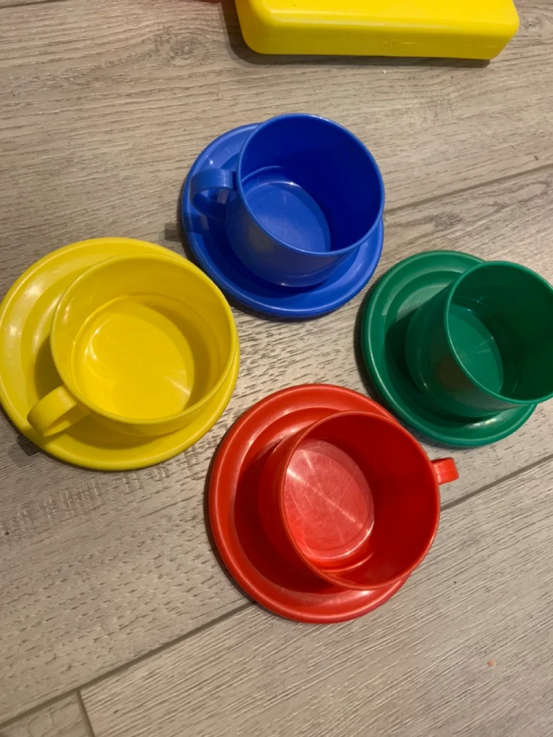 Play Food Set with Cups & Dishes image indicator(3)