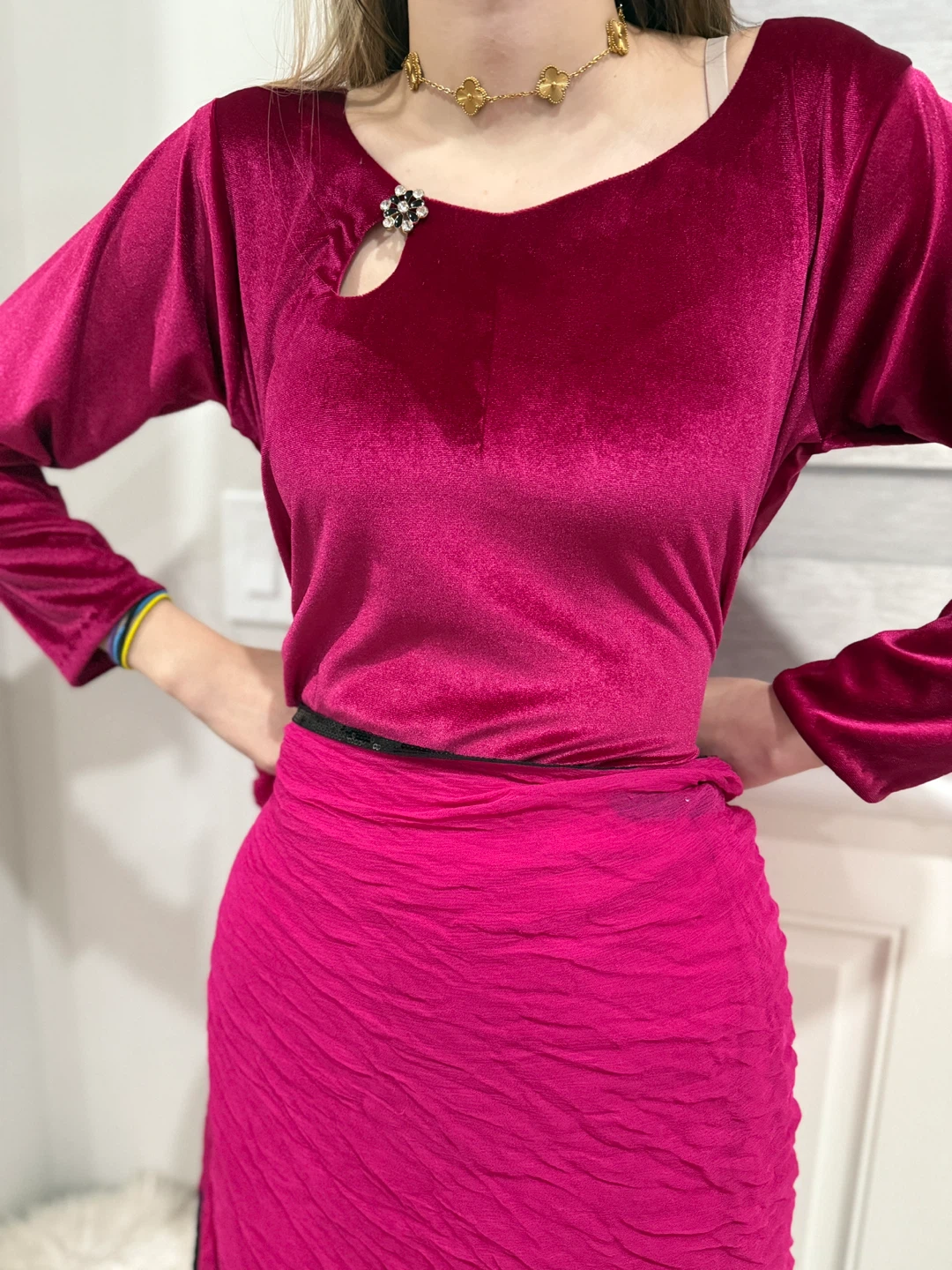 Pink Velvet Top & Saree - photo 3