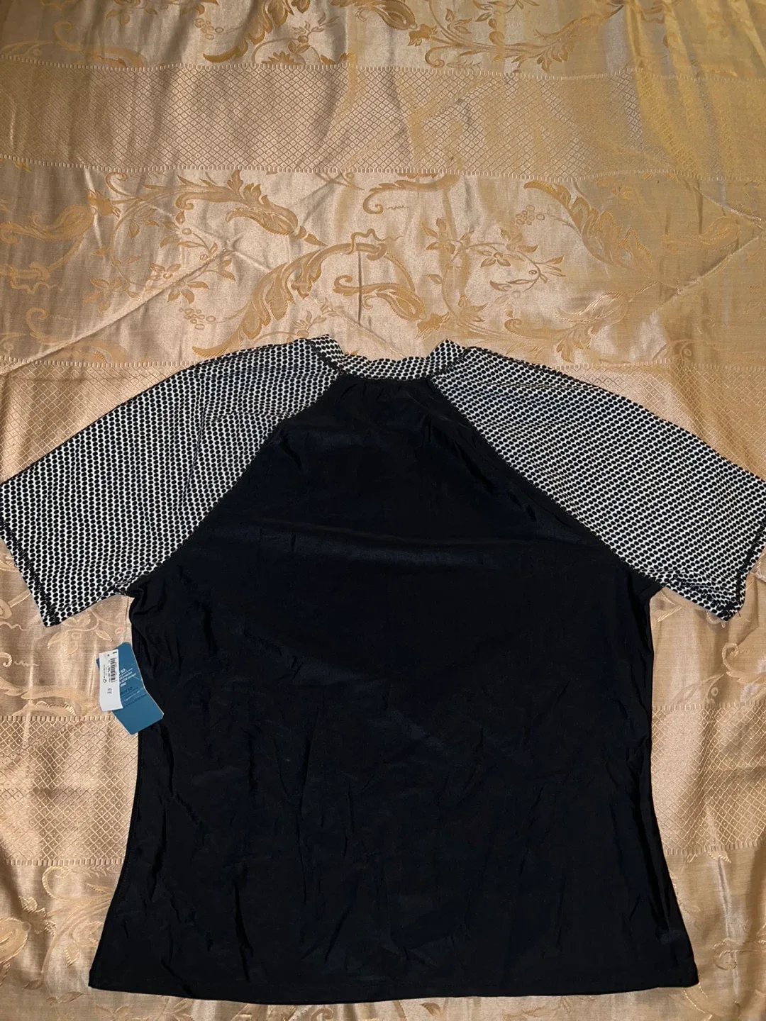 NEW Size XXL Old Navy Swim Shirt image indicator(3)