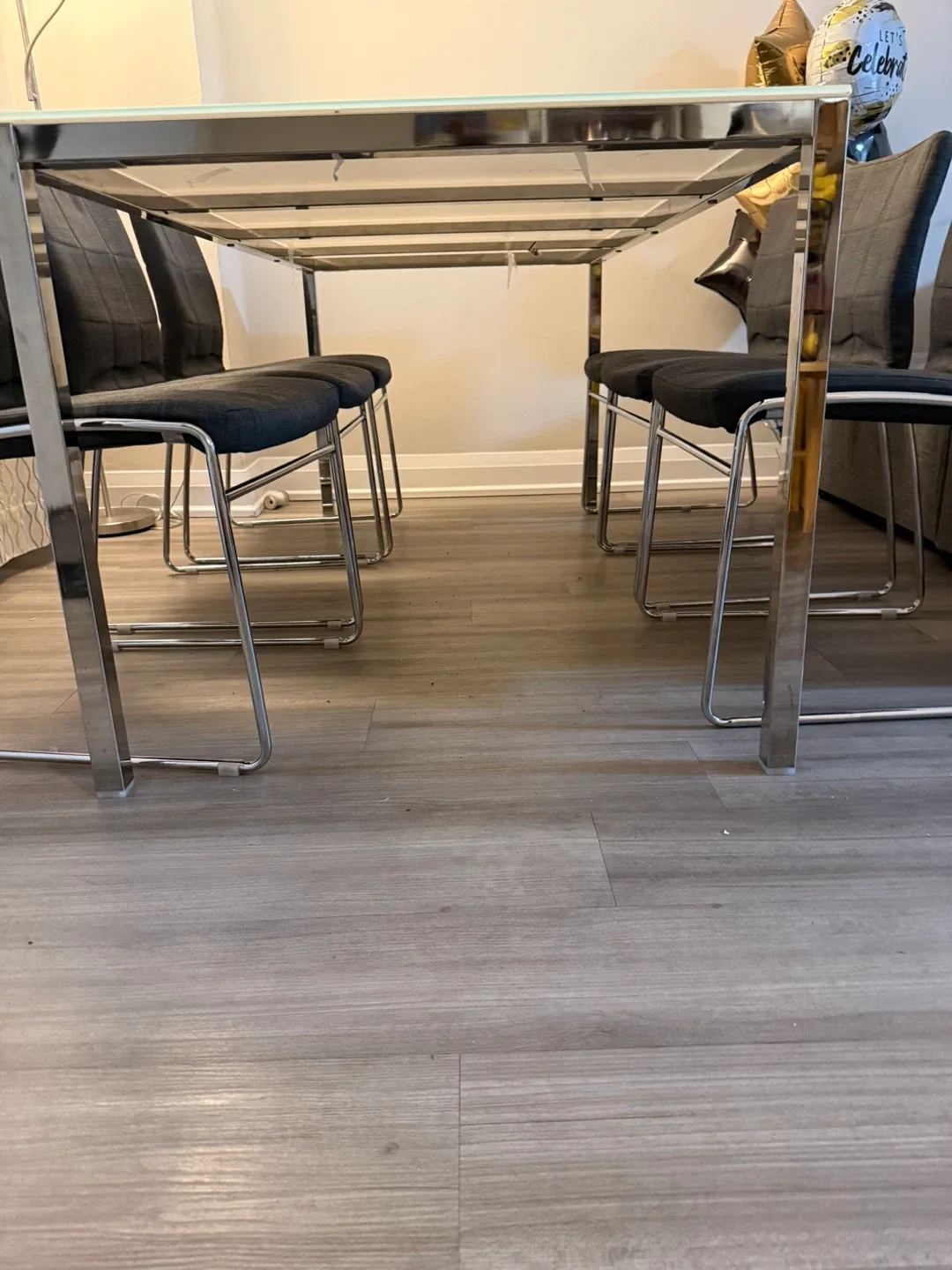 Dining Table with 6 Grey Chairs image indicator(3)