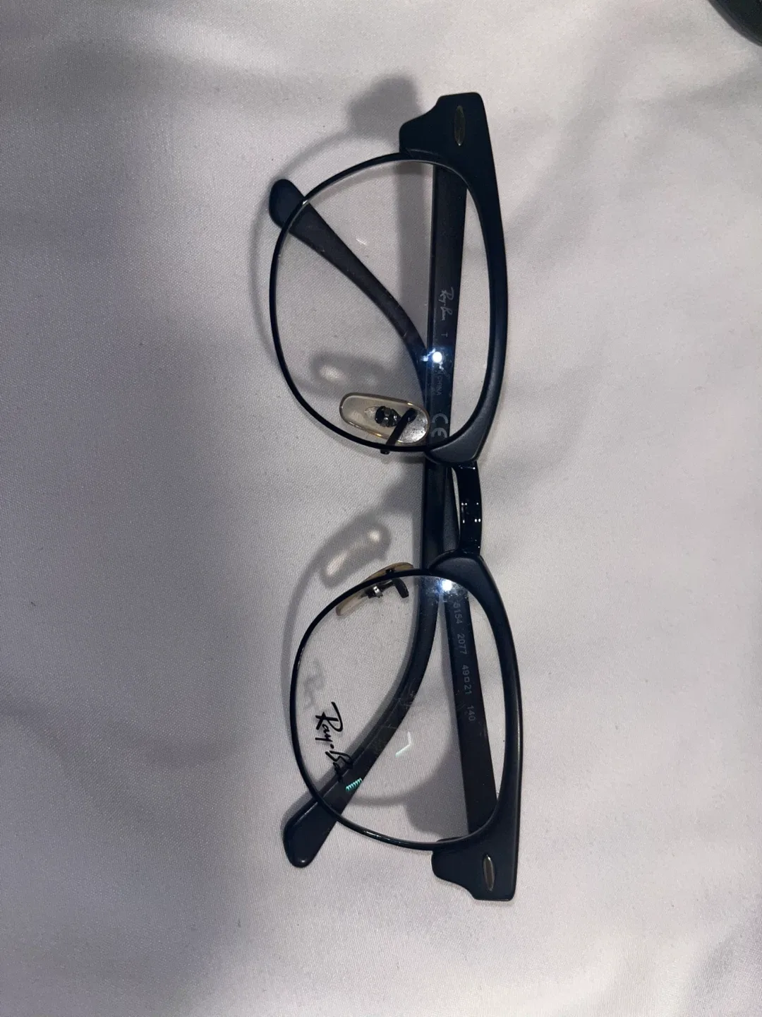 Ray-Ban Eyeglasses with Case. NON PERSCRIPTION