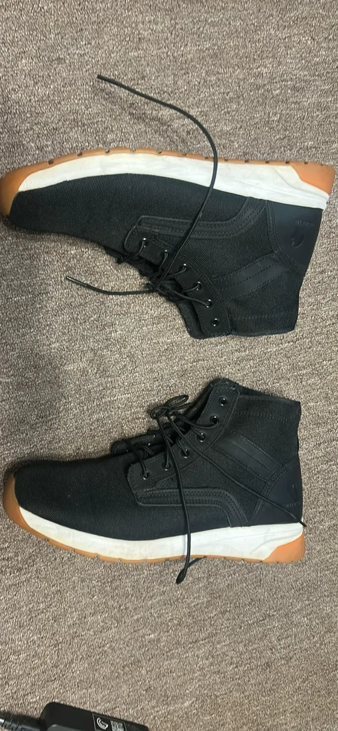 Carhartt sneaker boots size 11m image indicator(3)