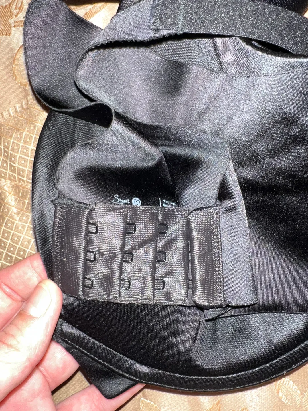 UNWORN Size 36D Bra image indicator(2)