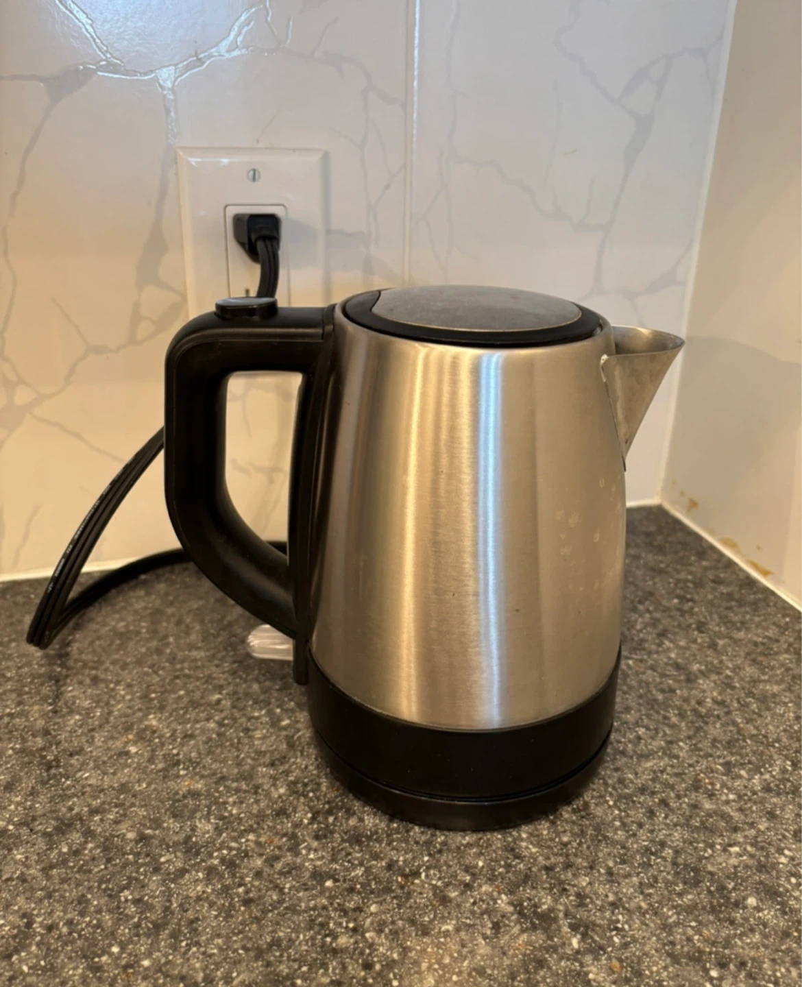 Hamilton Beach Electric Kettle - photo 2