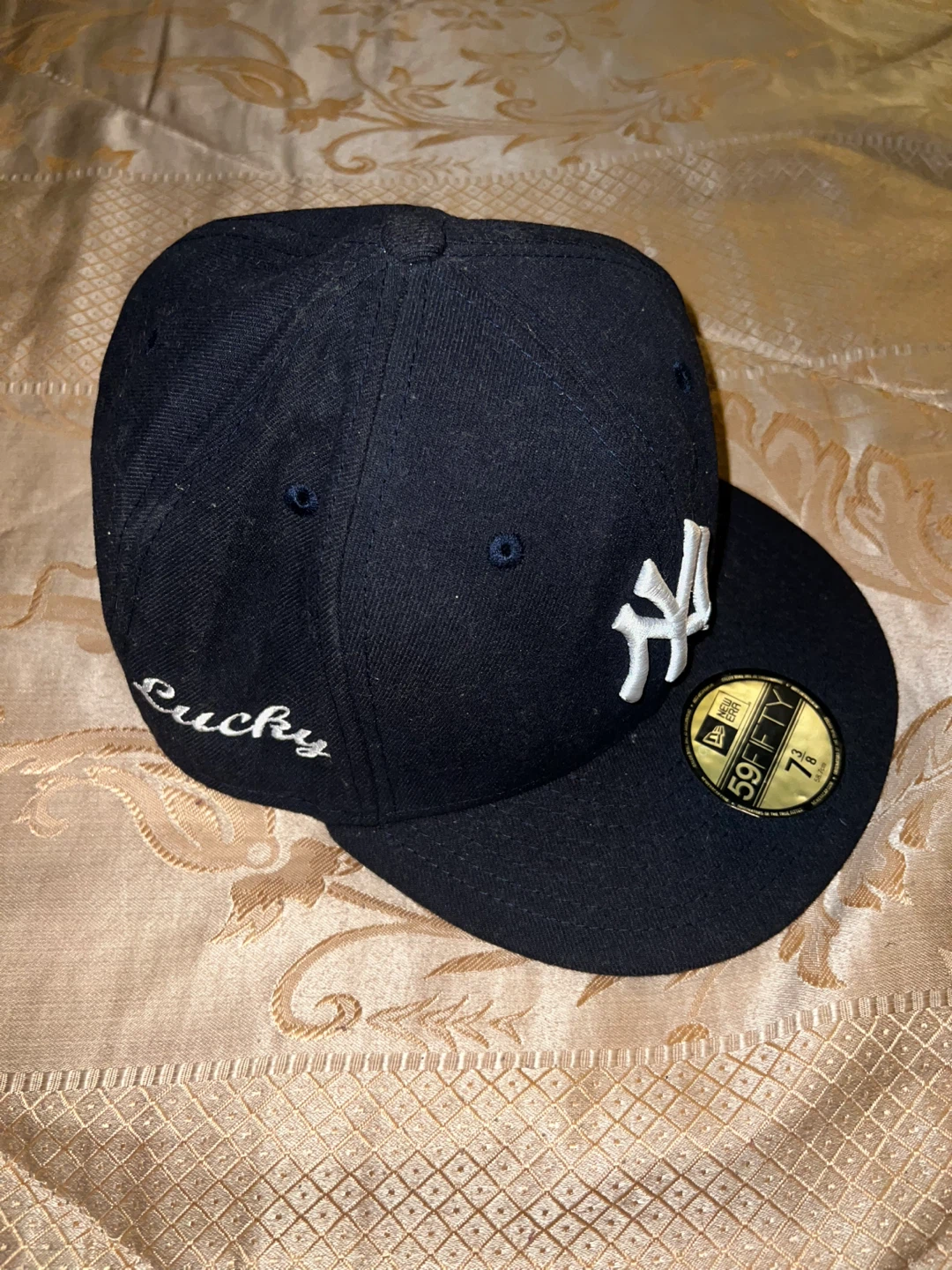 Size 7 3/8 New Era Yankees Fitted