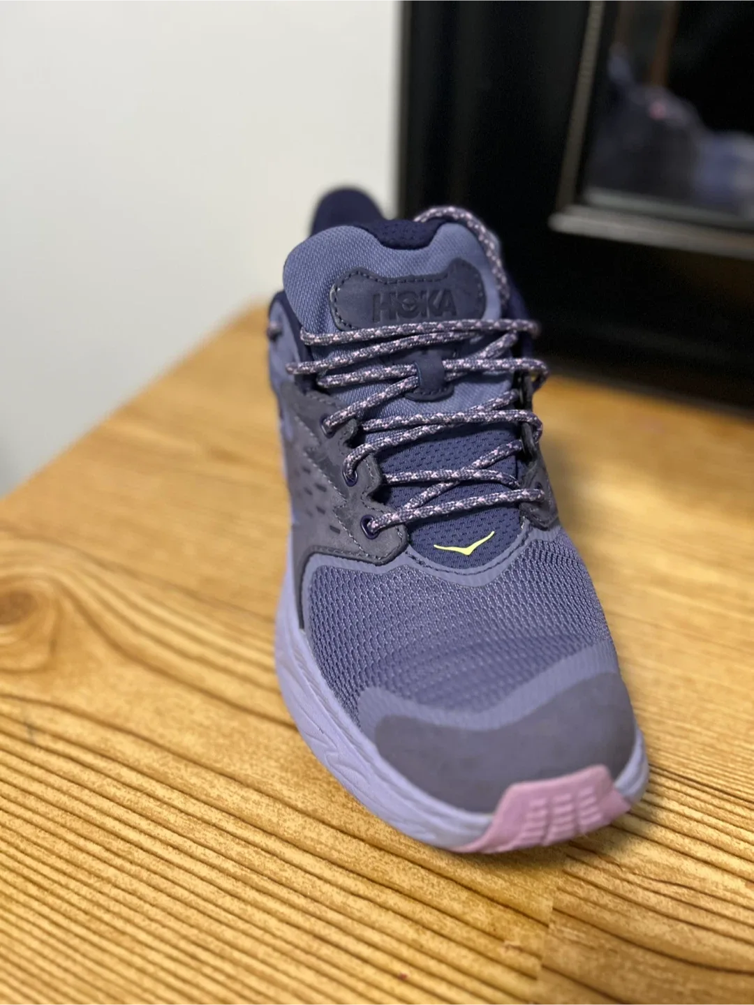 Hoka Macapa 2 Women's Size 9.5 US image indicator(4)