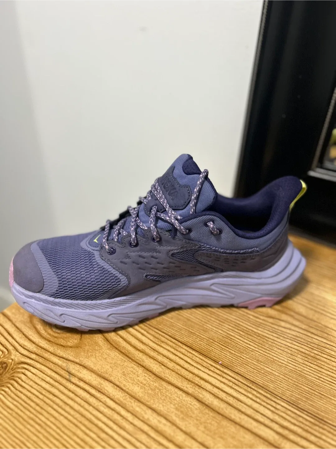 Hoka Macapa 2 Women's Size 9.5 US image indicator(3)