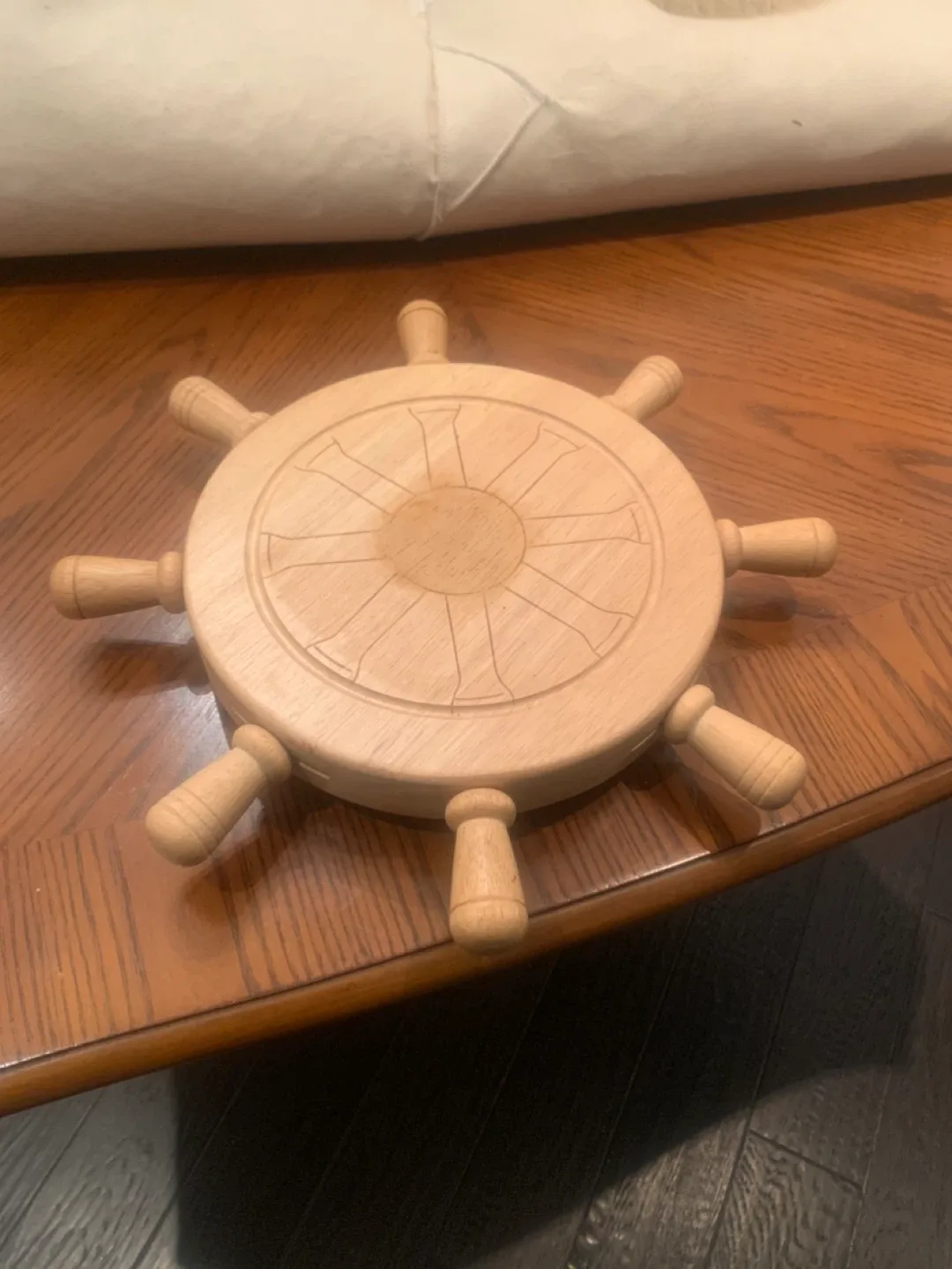 Nautical Wooden Cheese Board with Knives image indicator(2)