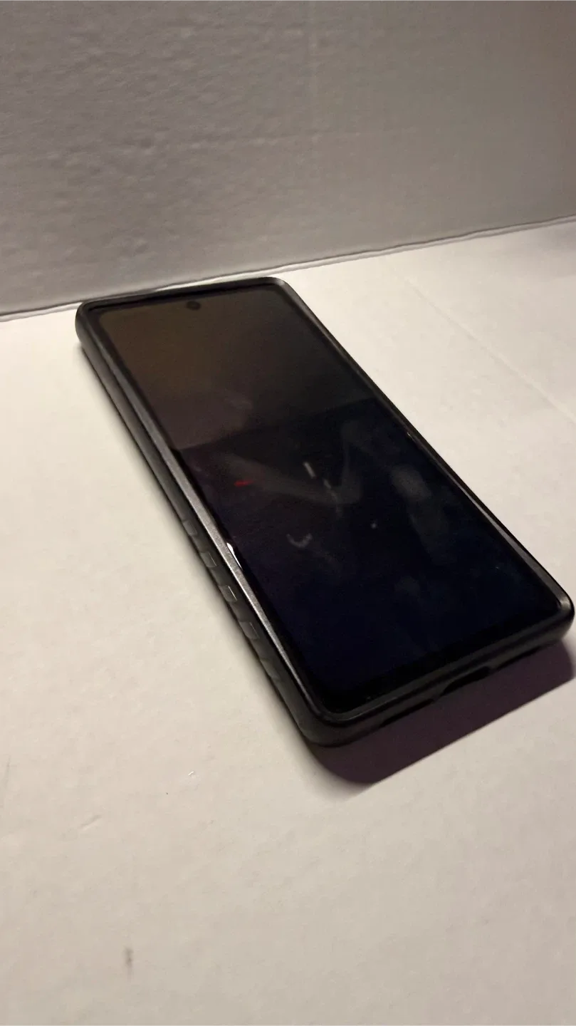 Unlocked Google Pixel 6 - 256GB - with minor Issues image indicator(4)