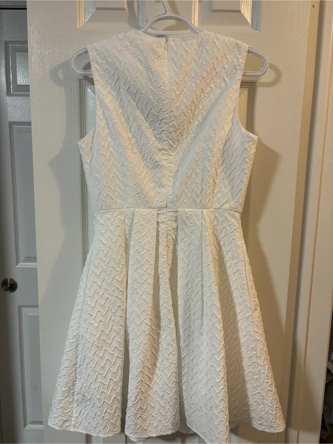 White Sleeveless Dress size s - photo 2