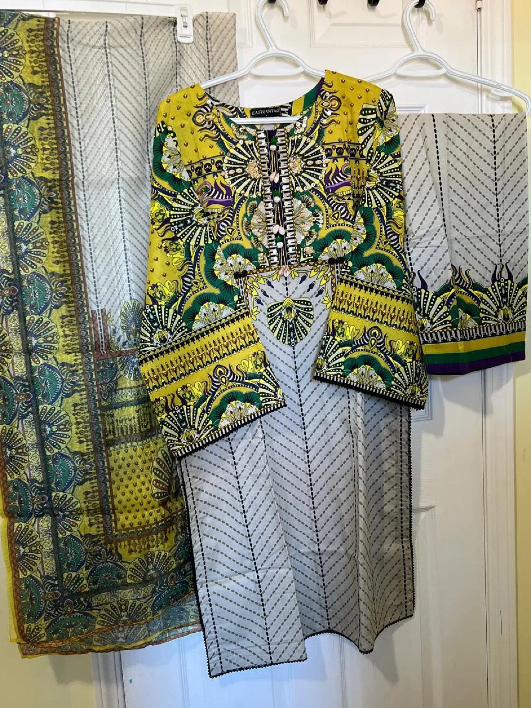 Eastern Tag 3 Pcs suit with bead work on neckline image indicator(3)