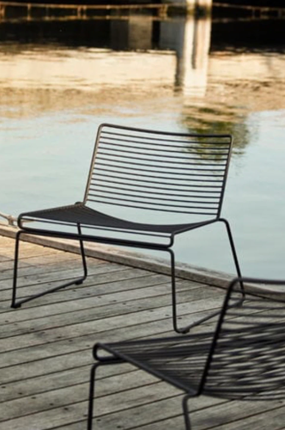 HAY Hee Lounge Chair - design within reach black steel chair - photo 3