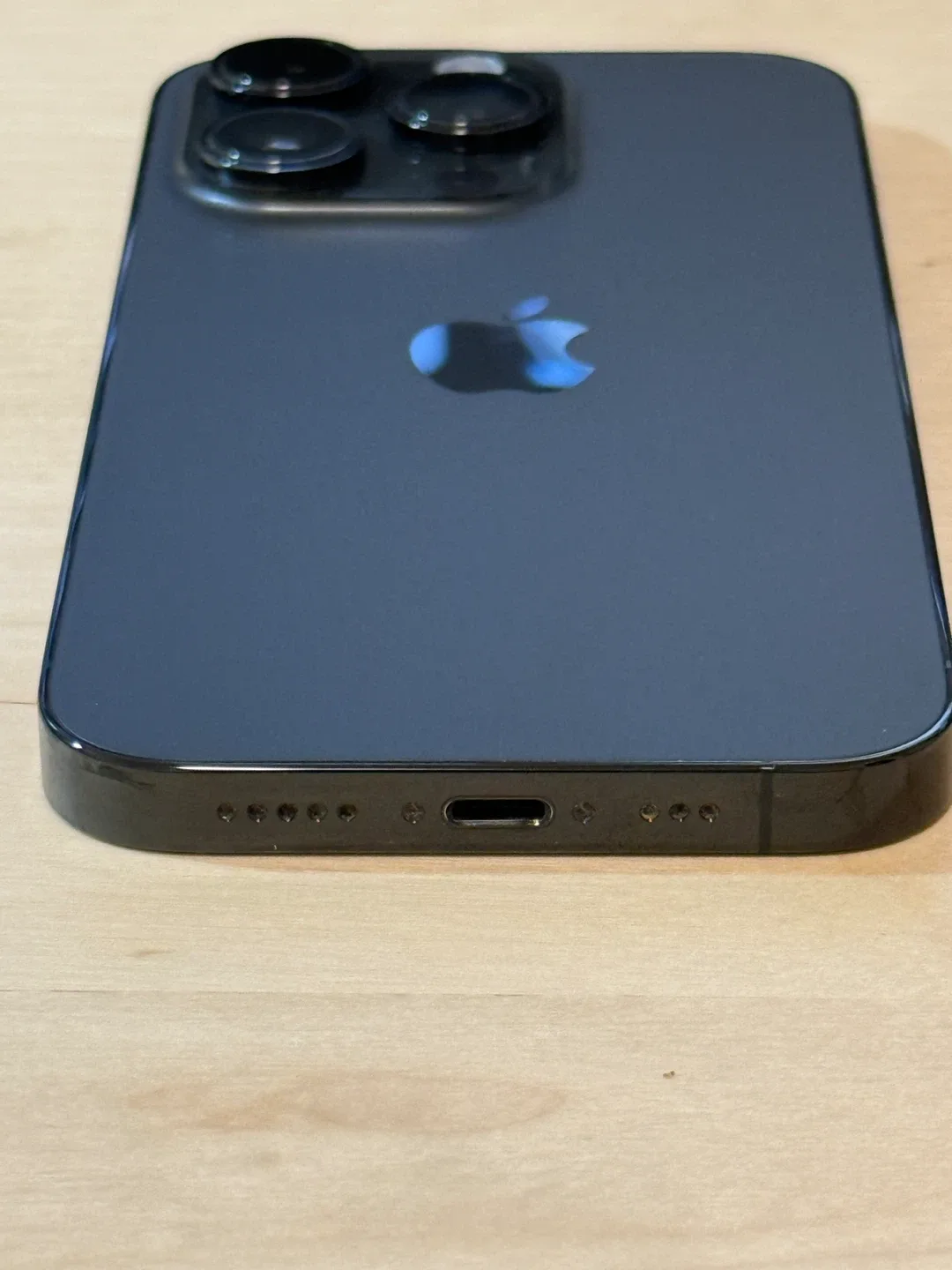 iPhone 14 Pro 128Gb with Mous Case image indicator(5)