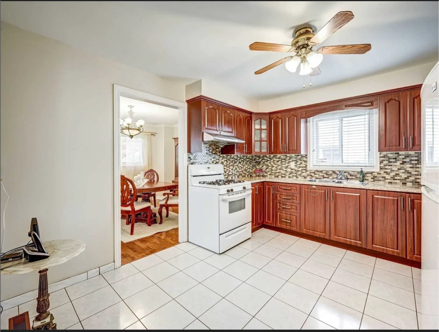 3 bed 3 bath house for rent image indicator(3)