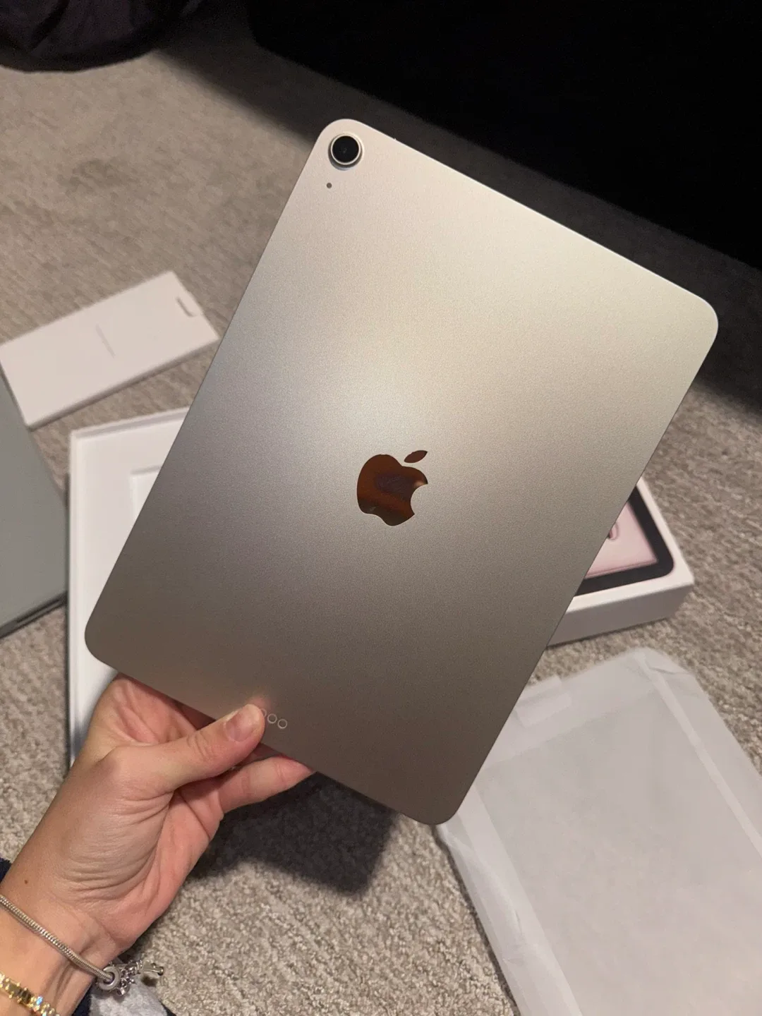 iPad Air M3 10gen color starlight image indicator(2)