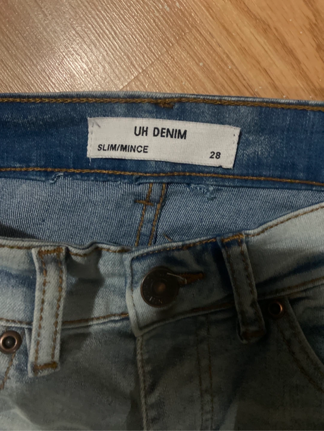 UH Denim Slim/Mince Jeans - Size 28 - photo 3