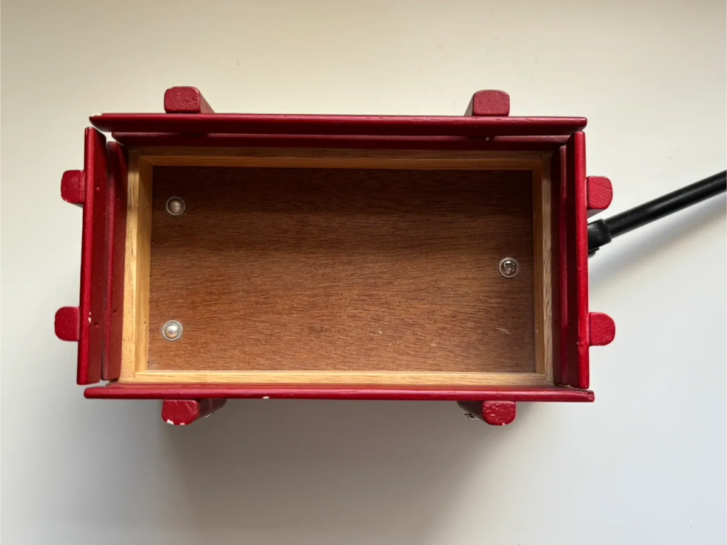 Radio Flyer Wooden Toy Wagon image indicator(3)
