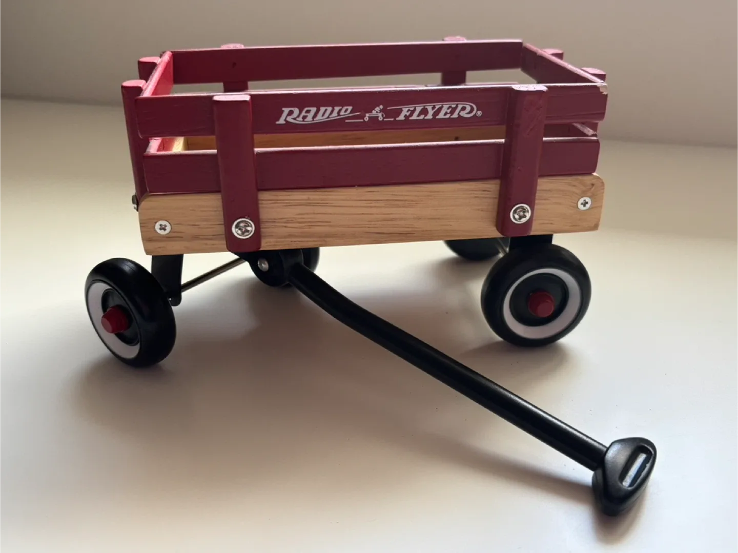 Radio Flyer Wooden Toy Wagon image indicator(9)