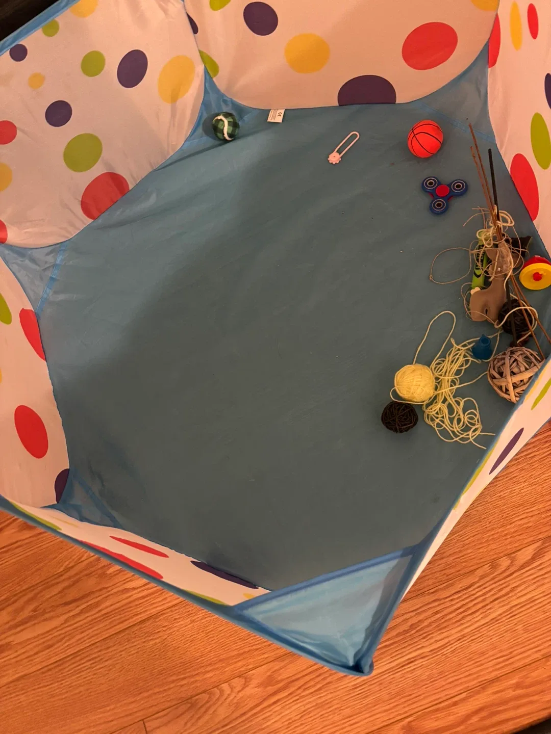 Foldable Kids Polka Dot Playpen image indicator(3)