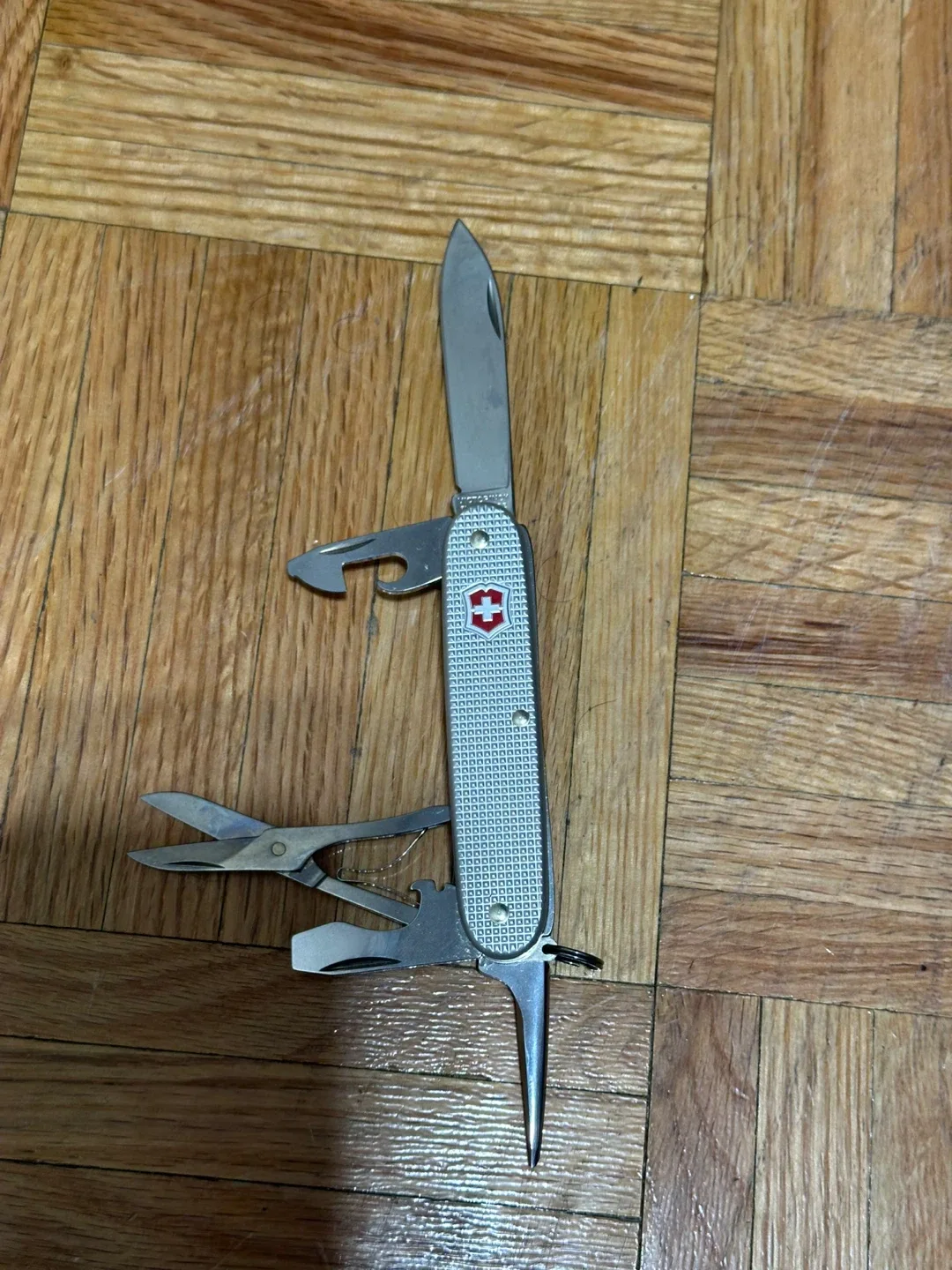 Victorinox Swiss Army Knife thumbnail