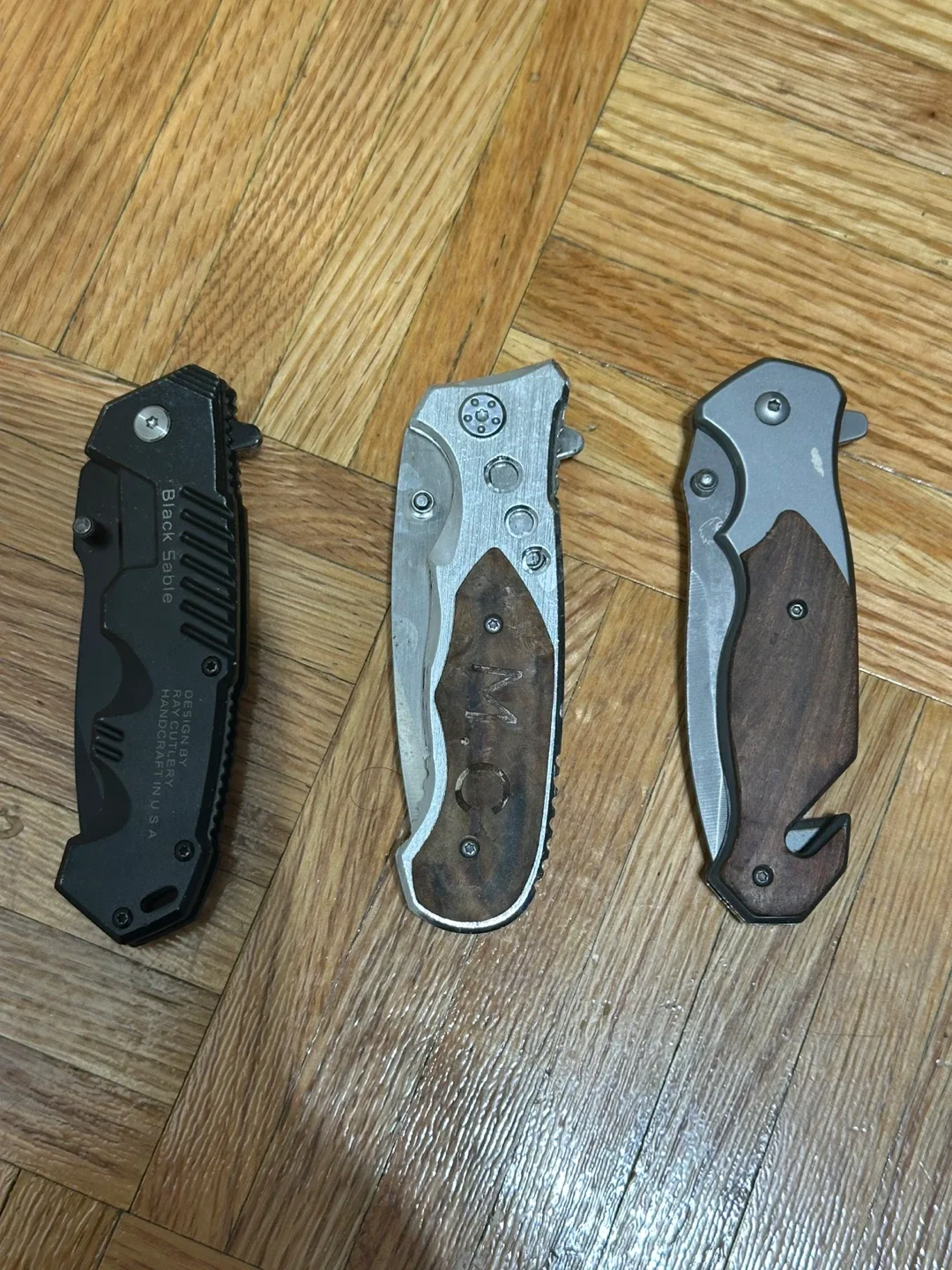 3 pocket knife all for 50$ thumbnail