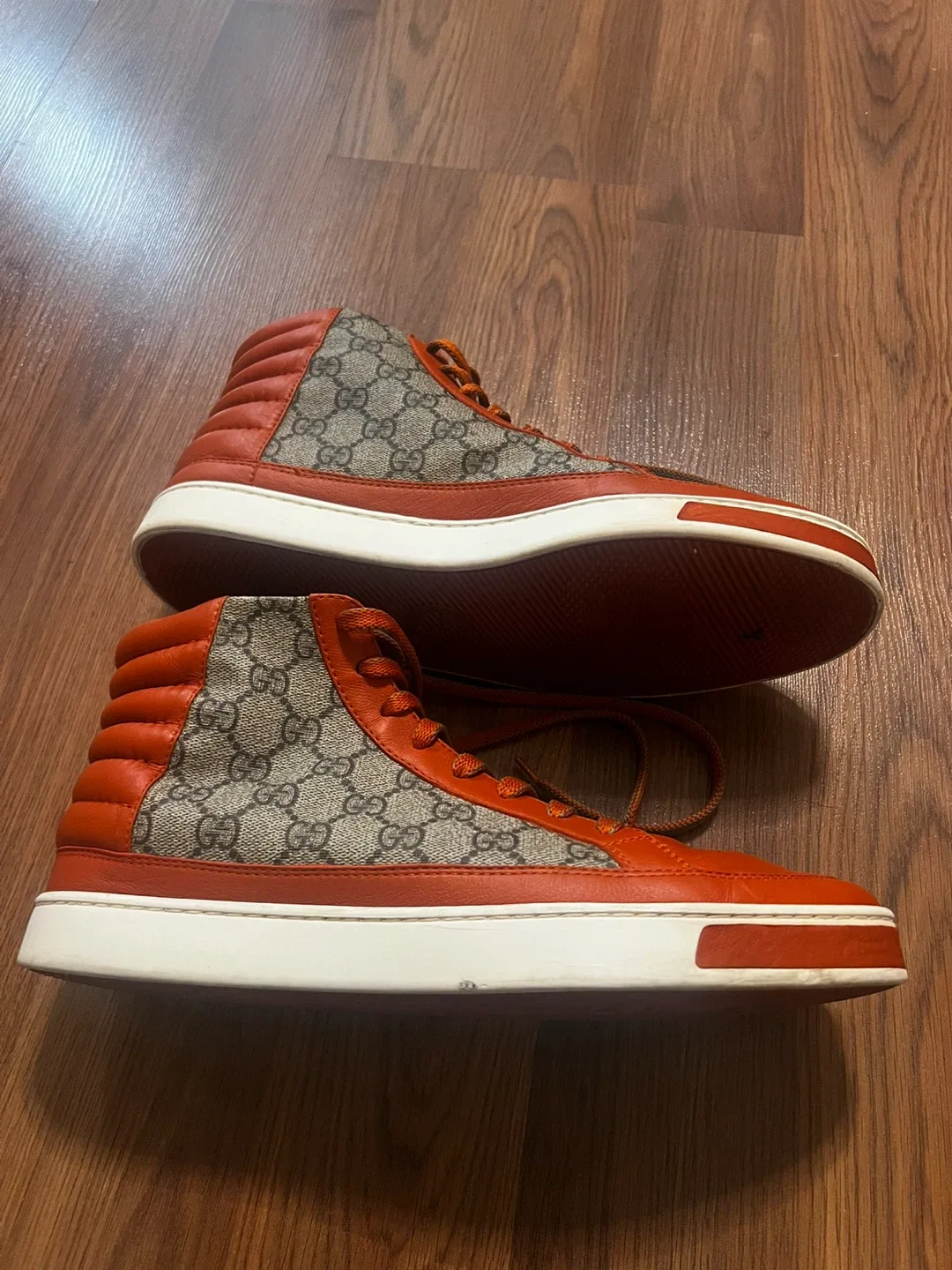 Authentic Gucci Supreme Leather High Top image indicator(2)