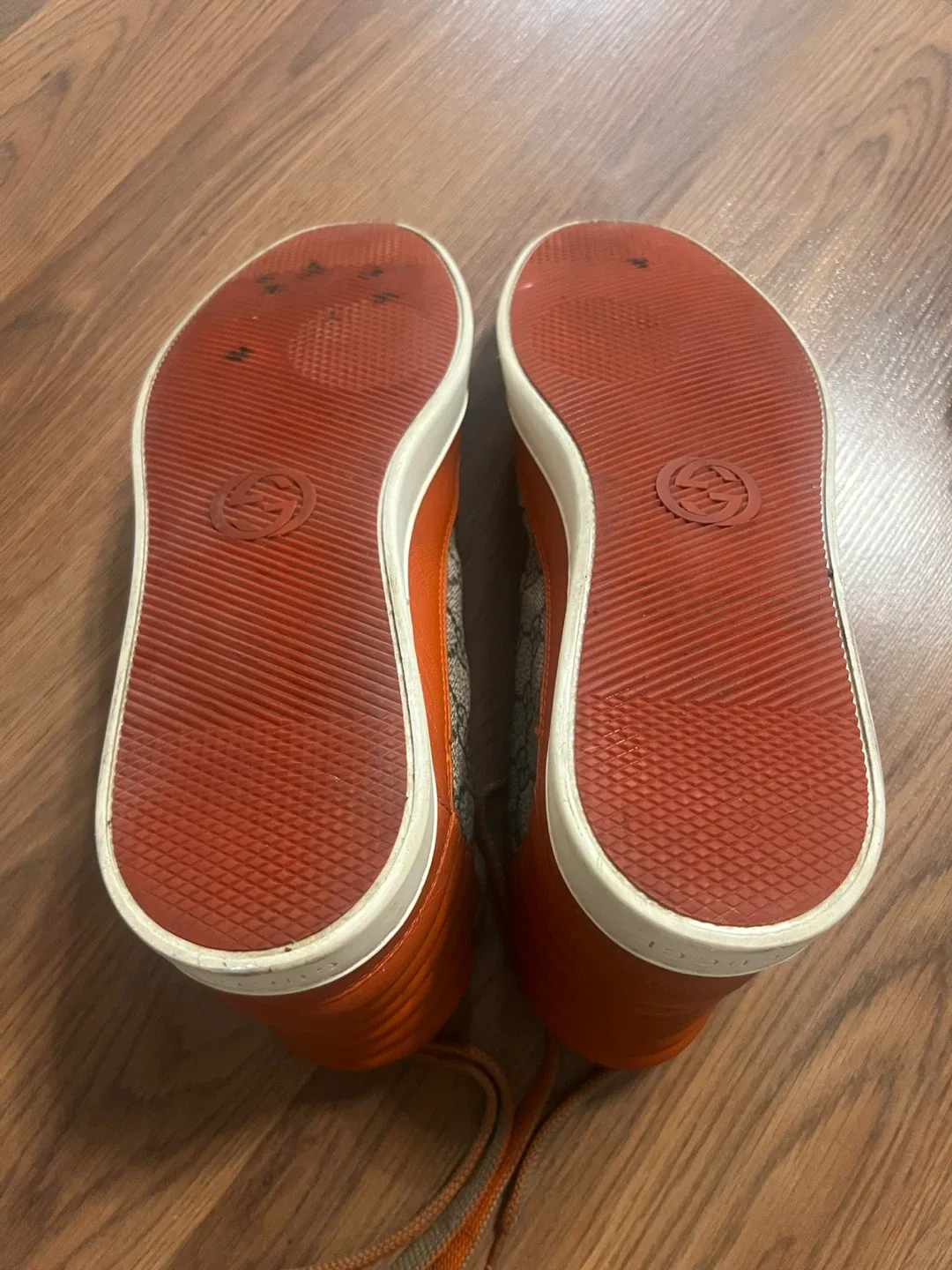 Authentic Gucci Supreme Leather High Top image indicator(8)