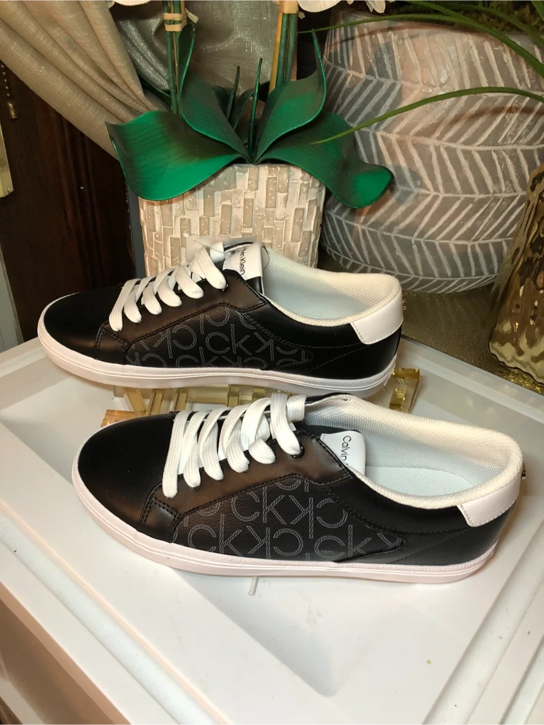 Calvin Klein Black Sneakers - Size 8.5 image indicator(6)