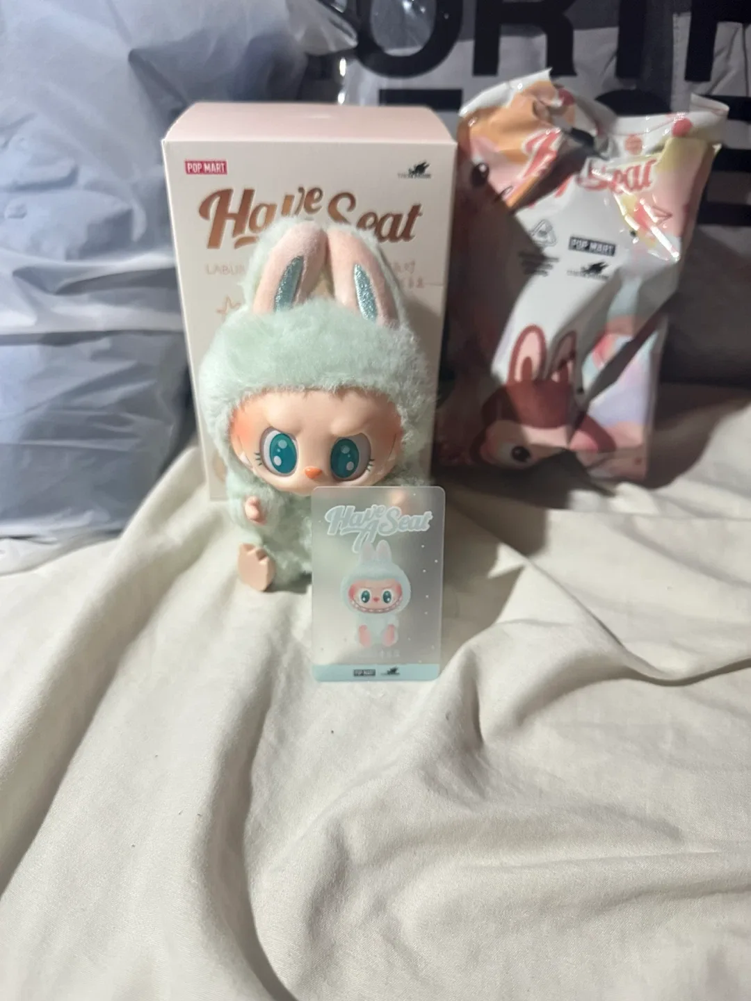 POP MART The Monsters Have a Seat Series 🥕 image indicator(5)