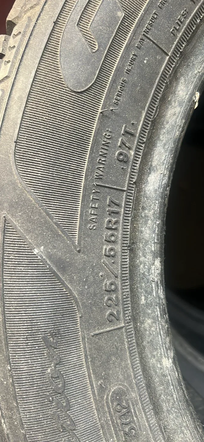 Set of 5 Tires - 225/55R17 image indicator(7)