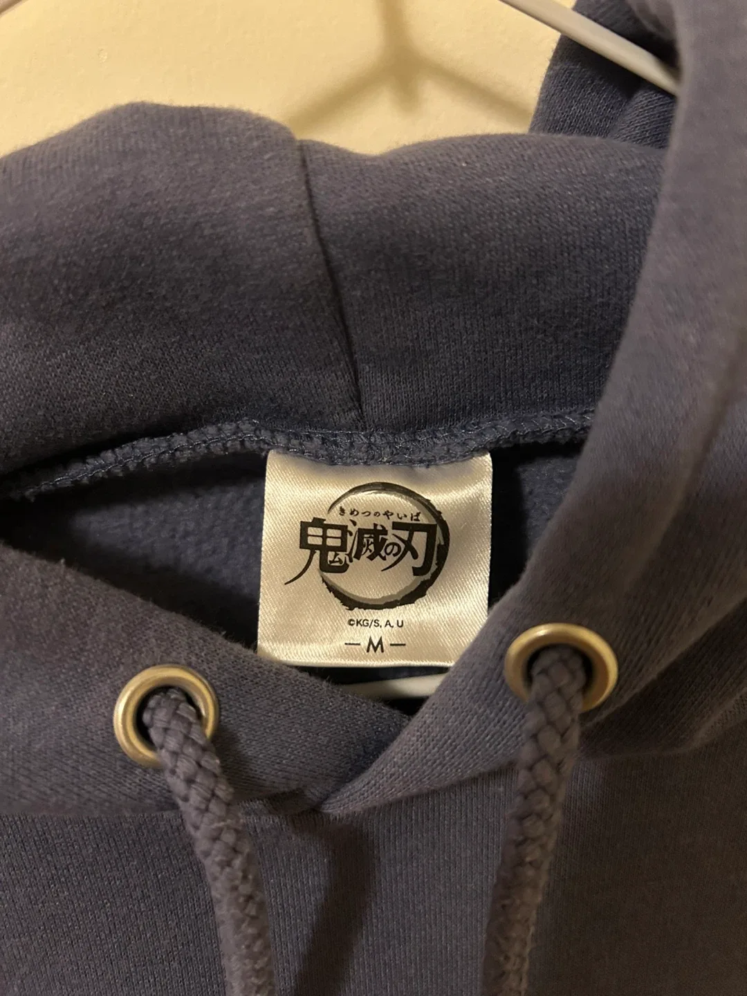 Demon Slayer Hoodie - Size M image indicator(3)