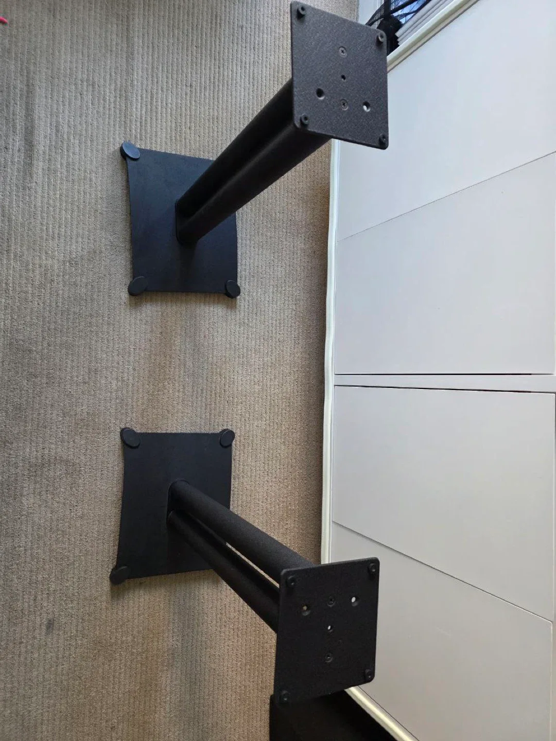 Sanus SF30 Steel Speaker Stands (Pair, Black, 30”)