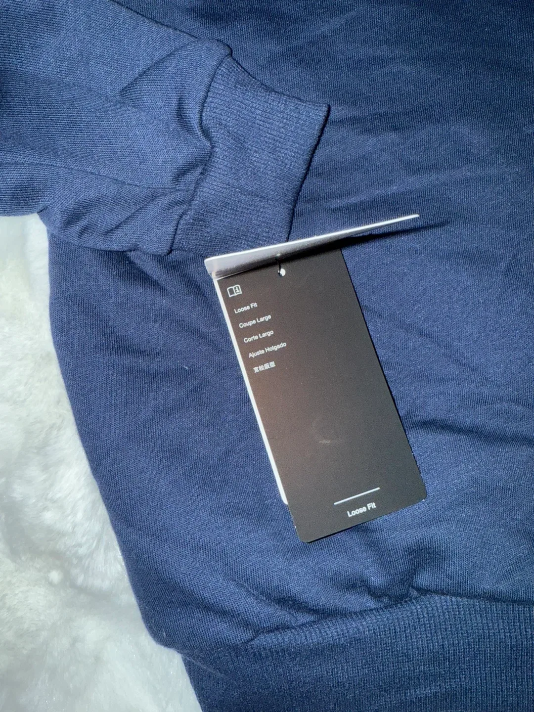 New Nike Boys' Midnight Navy Hoodie - Size 7 image indicator(4)