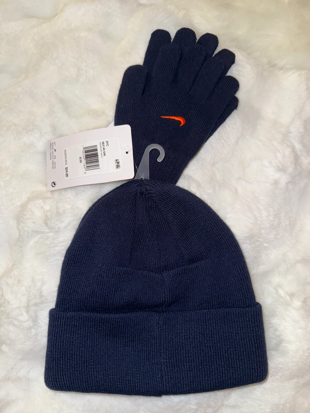 New Nike 2-Piece Beanie & Gloves Set - photo 2