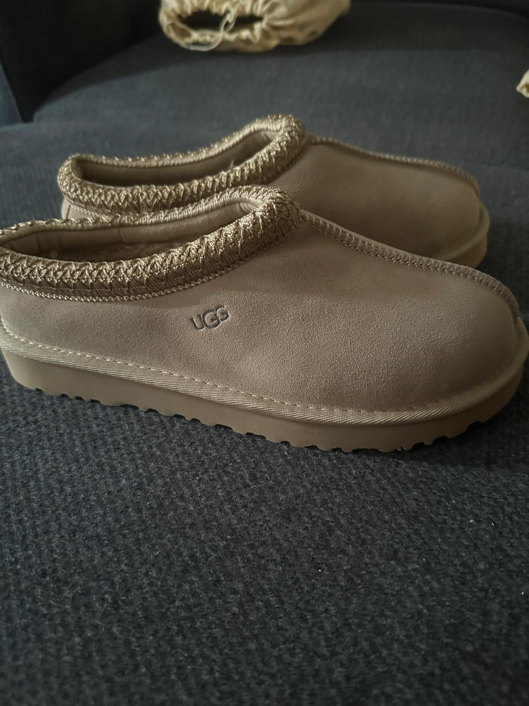 UGG Tasman Slippers - Size 8