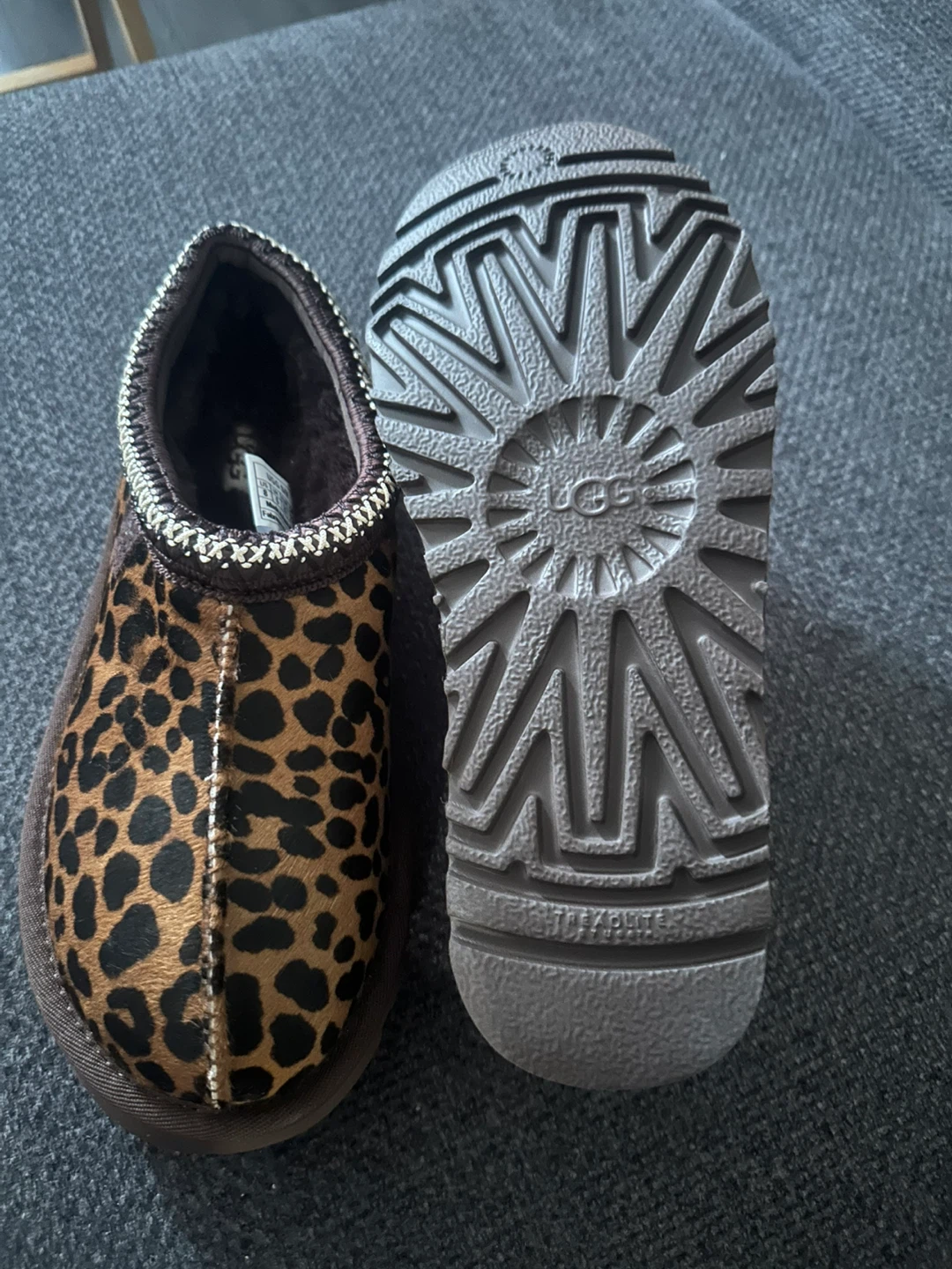 UGG Leopard Print Slippers - photo 3