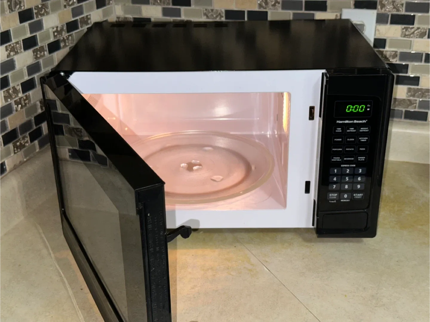 Hamilton Beach Black Microwave image indicator(2)