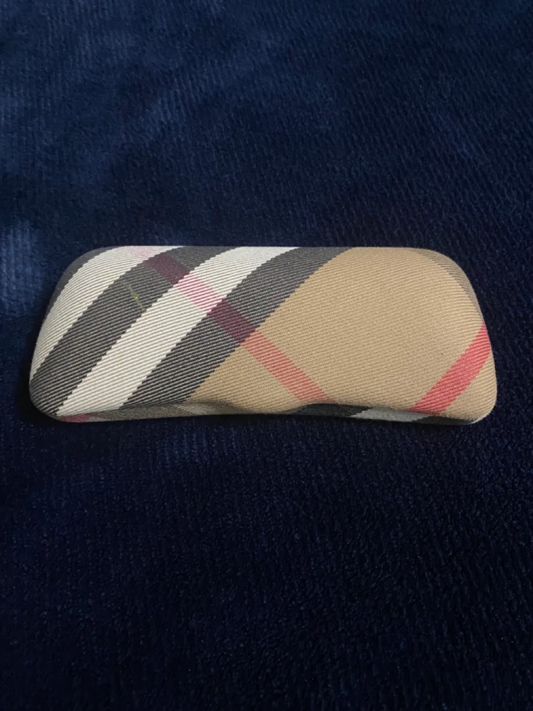 Burberry Eyeglasses Case *** image indicator(2)